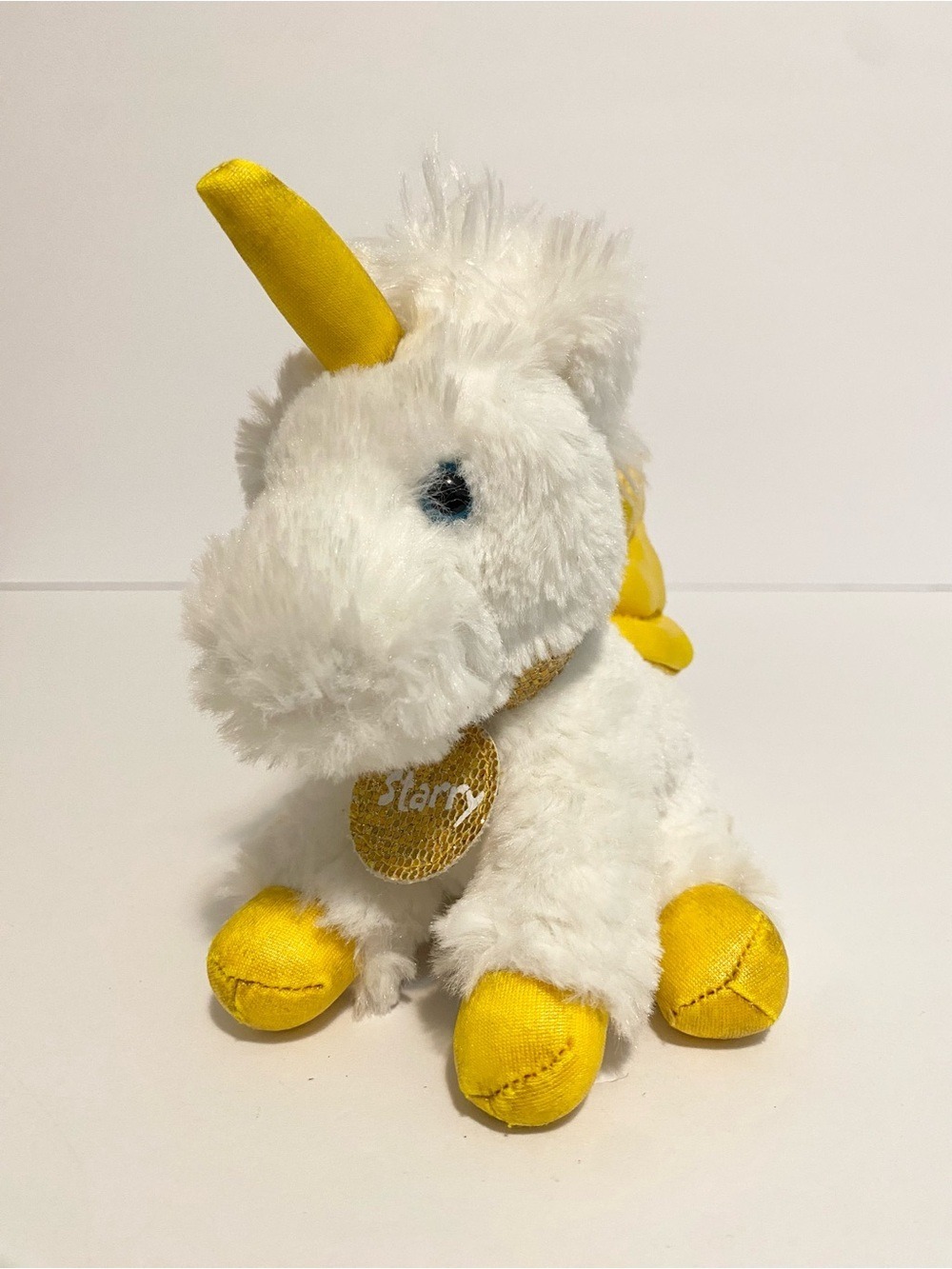 Gund Justice Pet Shop Plush Starry Unicorn Pegasus White 6” Yellow Wings Horn